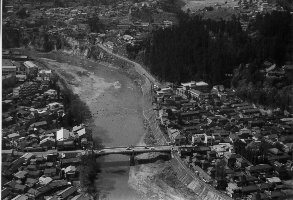 vol.5 たくさんの人たちが思いを寄せた川岸の道