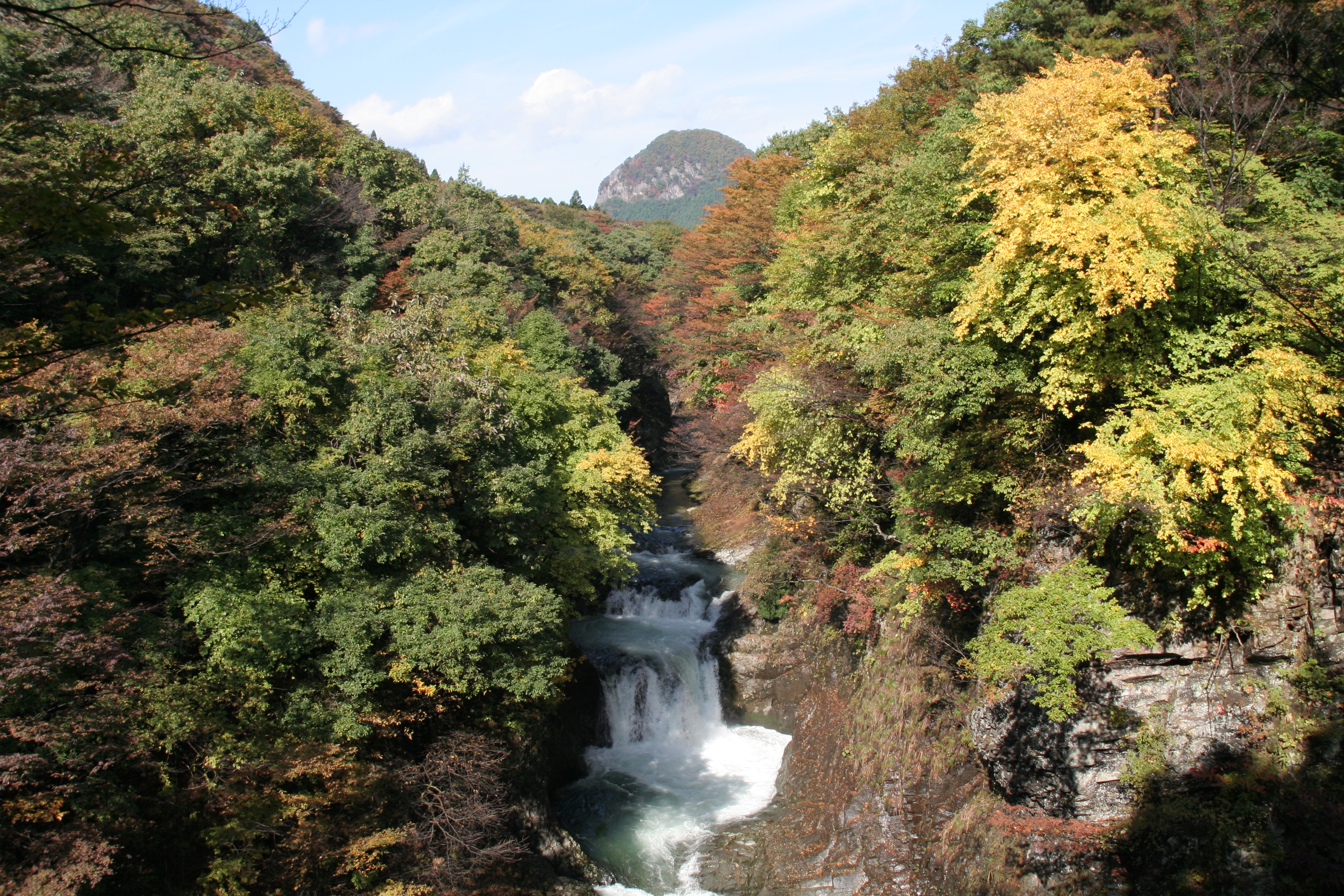 滝 鳳鳴四十八滝（宮城県） | 【ロケ地 検索】全国ロケーション